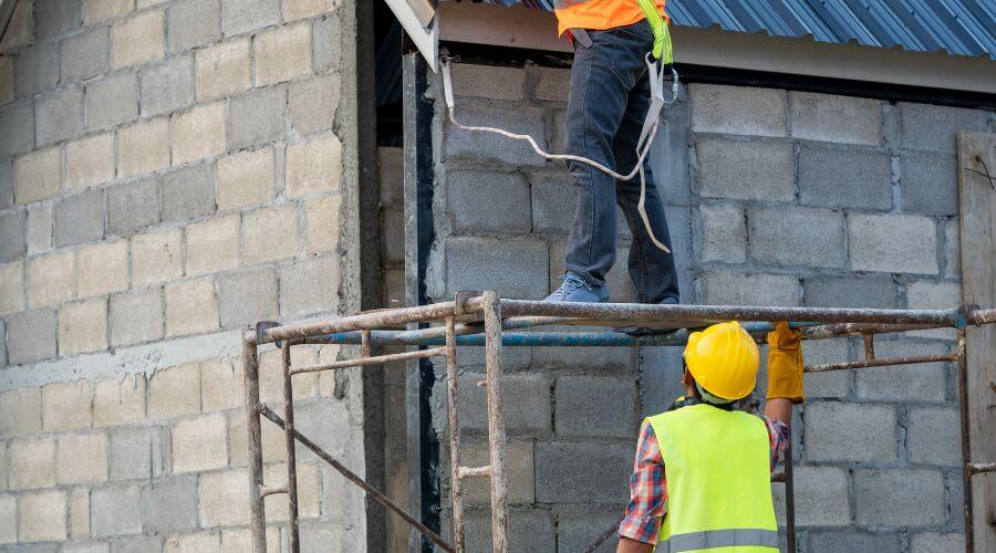 Expert Emergency Roof Repairs services in East Earl, PA